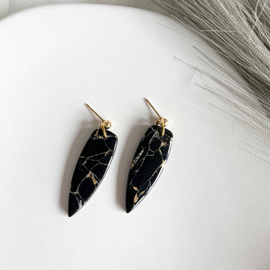 Daggers in Black Howlite