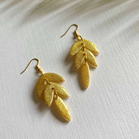 Tiered Leaves in Gold